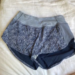 Outdoor Voices Hudson 2.5” shorts